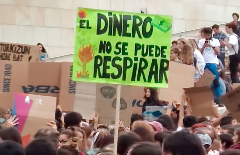 Manifestación de Fridays for Future en Bilbao contra el cambio Climático. Foto: UPV/EHU. Luis Luque