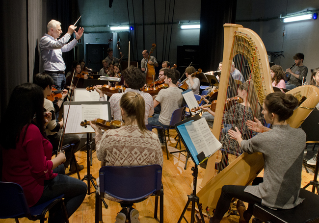 EHUorkestra Sinfonikoak bere historiako lehen kontzertua emango du