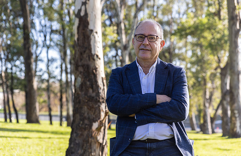 El profesor Iñaki Martín Lesende