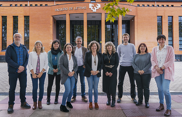 Nuevo equipo decanal en la Facultad de Letras